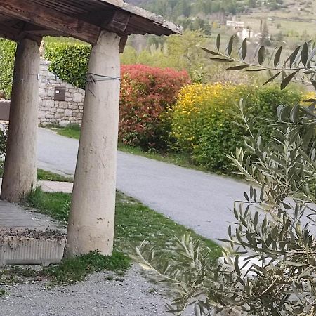 Studio Massacan Entrevaux Luaran gambar