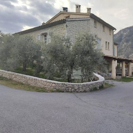 Studio Massacan Entrevaux Luaran gambar